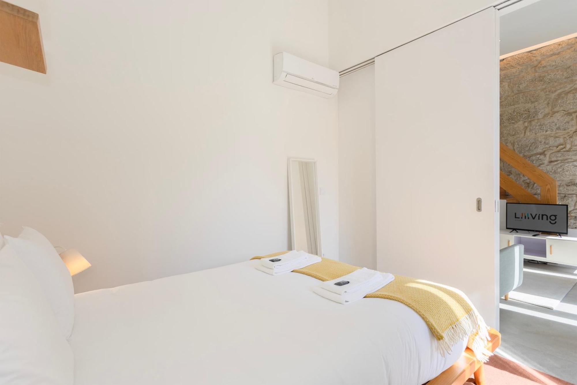 Liiiving In Porto - Terrace & Sunny Apartment Extérieur photo